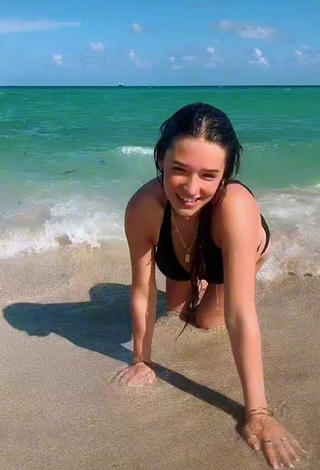 4. Sexy Alessia Traverso Ciuffardi Shows Cleavage in Black Bikini in the Sea