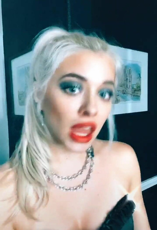 2. Sexy Bella Martinez Shows Cleavage in Black Tube Top