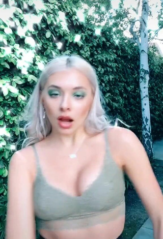 2. Sexy Bella Martinez Shows Cleavage in Green Bra and Bouncing Tits