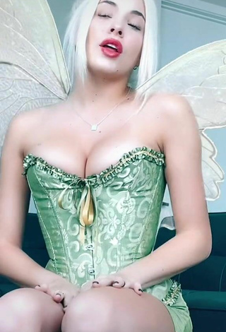 5. Hot Bella Martinez Shows Cleavage in Light Green Corset
