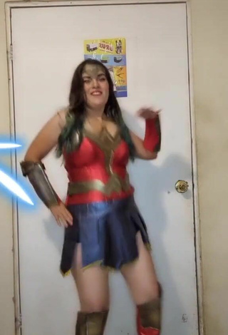4. Sexy Cinthia Eguia Shows Cosplay and Bouncing Boobs