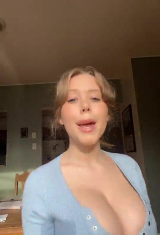 Sweet Emily_kyte Shows Cleavage in Cute Blue Crop Top and Bouncing Boobs