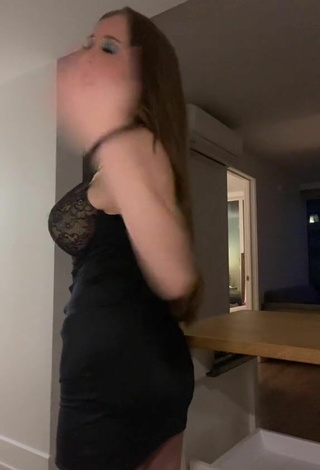 2. Sexy Emily_kyte Shows Cleavage in Dress and Bouncing Tits