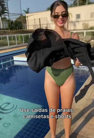 5. Cute Eve Cardoso in Green Bikini at the Swimming Pool