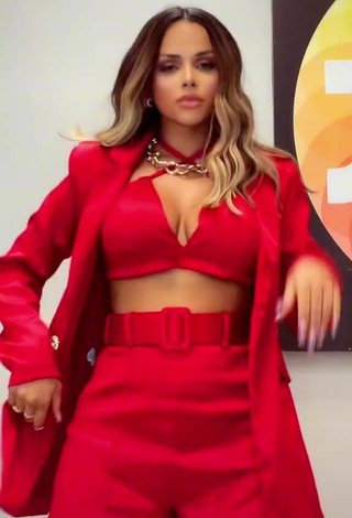 2. Hot Gabily Shows Cleavage in Red Crop Top and Bouncing Boobs