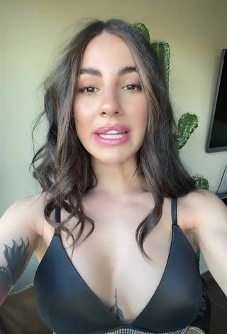 3. Sexy Giulia De Lellis Shows Cleavage in Black Bikini Top