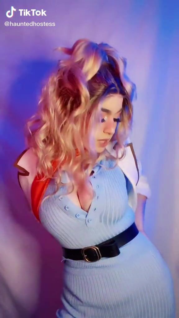 Adorable Hauntedhostess Shows Cosplay | sexyfilter.com