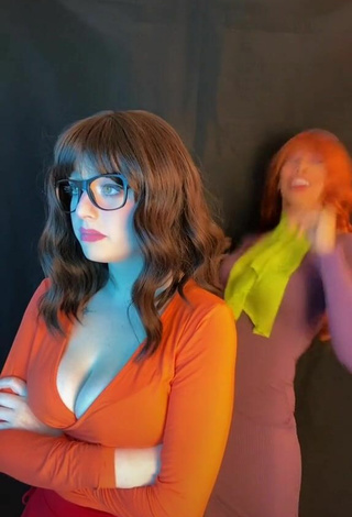 2. Breathtaking Hauntedhostess Shows Cosplay and Bouncing Tits