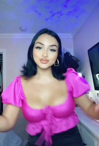 Sweet Alma Ramirez Shows Cleavage in Cute Pink Crop Top and Bouncing Breasts