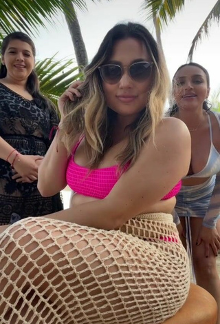 3. Sweetie Alma Ramirez Shows Cleavage in Bikini Top and Bouncing Tits