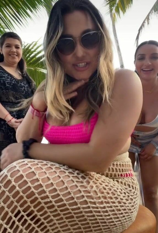 4. Sweetie Alma Ramirez Shows Cleavage in Bikini Top and Bouncing Tits