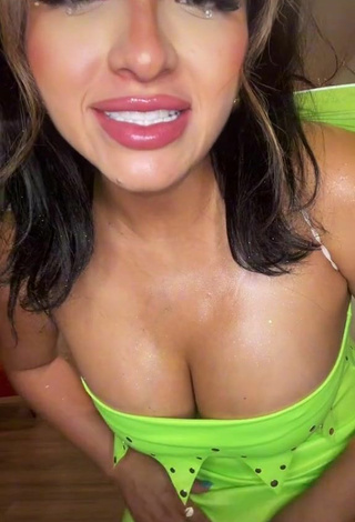 Sexy Alma Ramirez Shows Cosplay and Bouncing Boobs