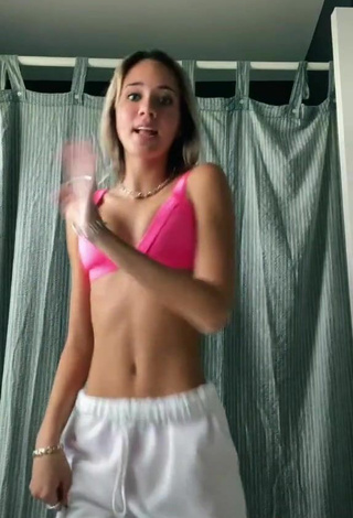 5. Cute Jada Jenkins Shows Cleavage in Pink Bikini Top and Bouncing Boobs