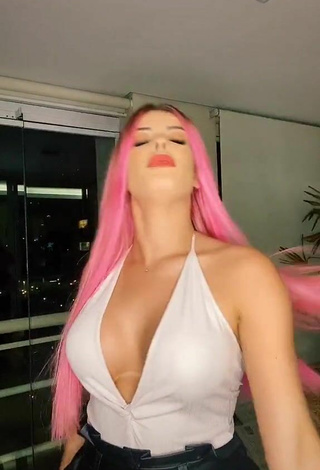 1. Jaquelline is Showing Sexy Cleavage