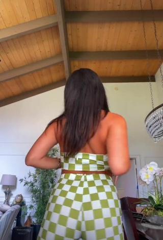 4. Hot Karina Prieto Shows Butt