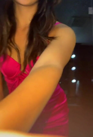 2. Sexy Karina Prieto Shows Cleavage in Pink Dress