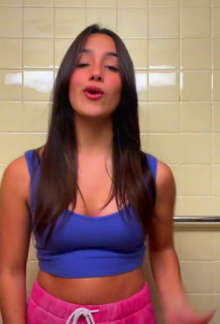 4. Sexy Karina Prieto Shows Cleavage in Blue Crop Top and Bouncing Boobs