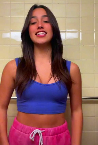 5. Sexy Karina Prieto Shows Cleavage in Blue Crop Top and Bouncing Boobs