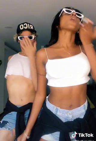 4. Hottie Kelly Reales in White Crop Top and Bouncing Tits