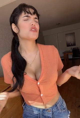 5. Lovely KeyZaraOfficial Shows Cleavage in Orange Crop Top and Bouncing Tits