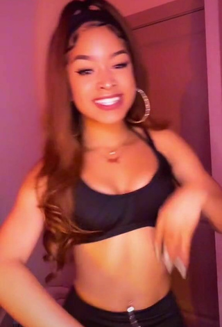 Magnificent Lanii Kay Shows Cleavage in Black Crop Top and Bouncing Breasts