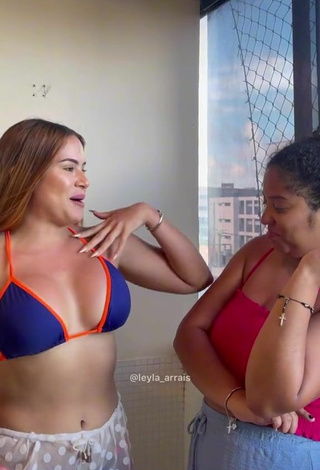 Sexy Leyla Arrais Shows Cleavage in Bikini Top