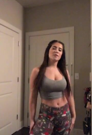 2. Pretty Lizzy Wurst Shows Cleavage in Grey Crop Top
