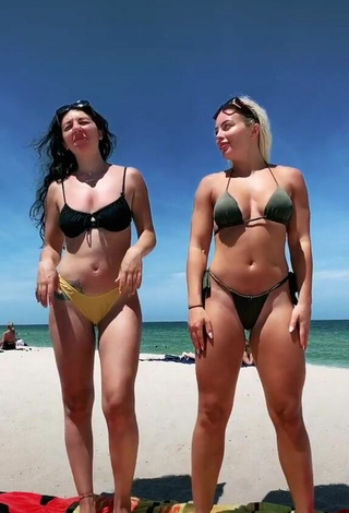 Hot Mandy Rose Shows Cleavage in Bikini at the Beach