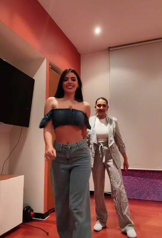 Sexy Marian Santos in Blue Crop Top while doing Dance