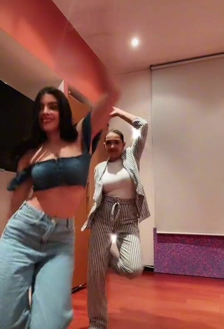5. Sexy Marian Santos in Blue Crop Top while doing Dance