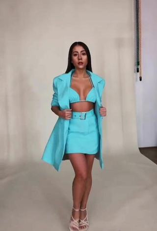 3. Sexy Nicole Cherry Shows Cleavage in Blue Bikini Top