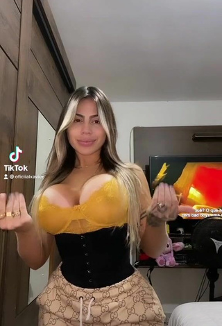 Sexy Camila Xavier Shows Cleavage in Black Corset