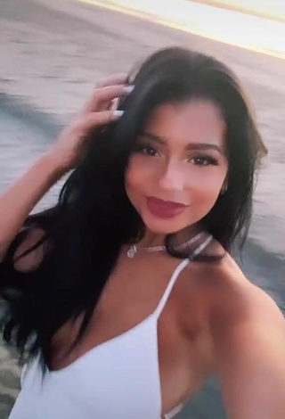 6. Hottie Sabrine Khan Shows Cleavage in White Dress