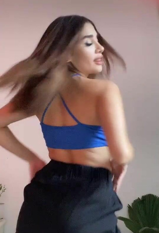 6. Sweetie Sam Espinosa Osuna Shows Cleavage in Blue Crop Top while Twerking