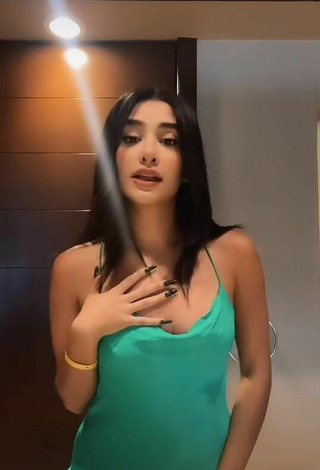 6. Cute Sam Espinosa Osuna in Green Dress