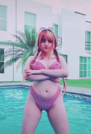 4. Sweetie San Chan Claudia Shows Cleavage in Bikini at the Pool