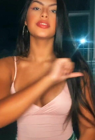 Sexy Thaina Amorim Shows Cleavage in Pink Top and Bouncing Boobs