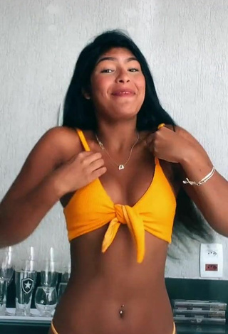 2. Hottie Thaina Amorim in Yellow Bikini and Bouncing Boobs