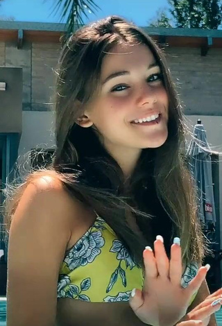 2. Cute Tizimentu in Floral Bikini Top at the Swimming Pool