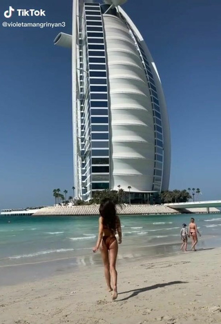 3. Sweetie Violeta Mangriñán Shows Butt at the Beach