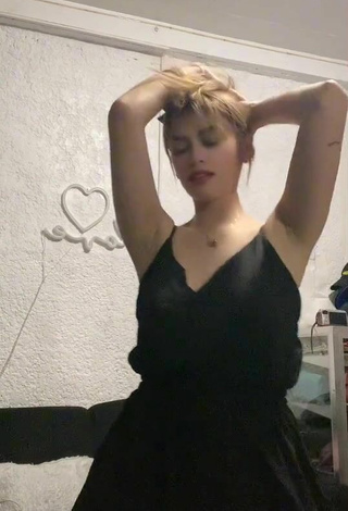 6. Sexy Yvonne Aresu in Black Dress