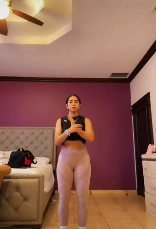 Sexy Andrea Chahin in Pink Leggings
