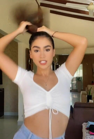 Erotic Anahí in White Crop Top