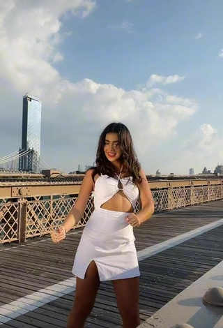 5. Sexy Anahí in White Dress