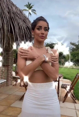 2. Sexy Késia Muniz de Oliveira in White Bikini Top