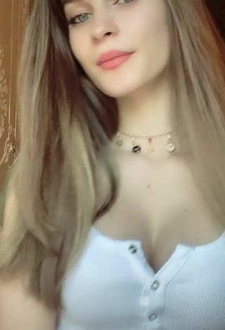 5. Beautiful Belen Kasacı Shows Cleavage in Sexy White Crop Top