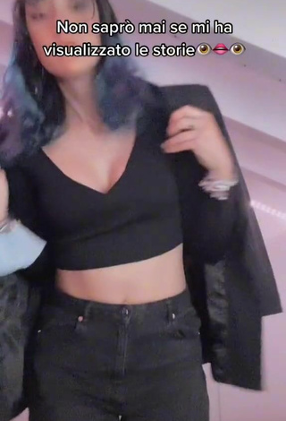 Sexy Sofia Bubble in Black Crop Top