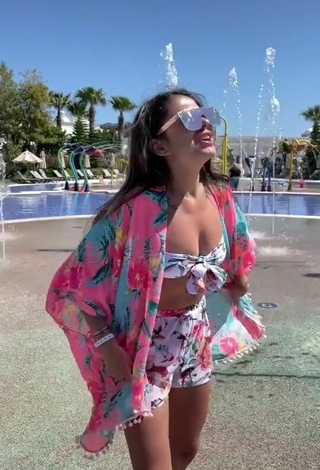 3. Hot Ezgi Gizem Akdogan in Floral Bikini Top at the Pool