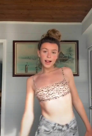 1. Beautiful Faith Alexis in Sexy Leopard Crop Top