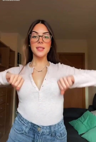 Sexy Lucía Bellido Shows Cleavage